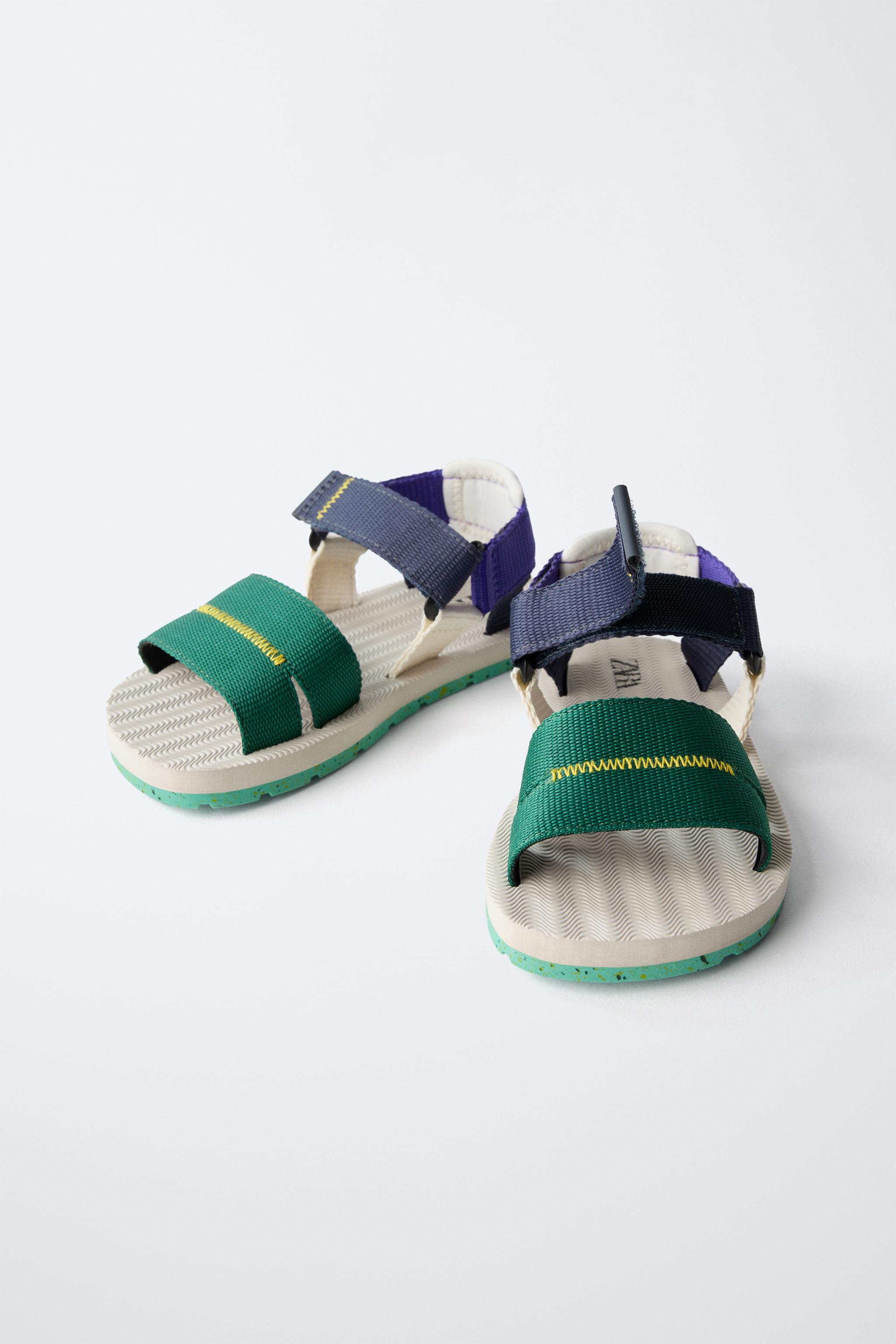 COLOR TECHNICAL SANDALS